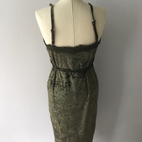 1 LEFT! Crushed Velvet Olive wrap dress - Picture 6 of 8