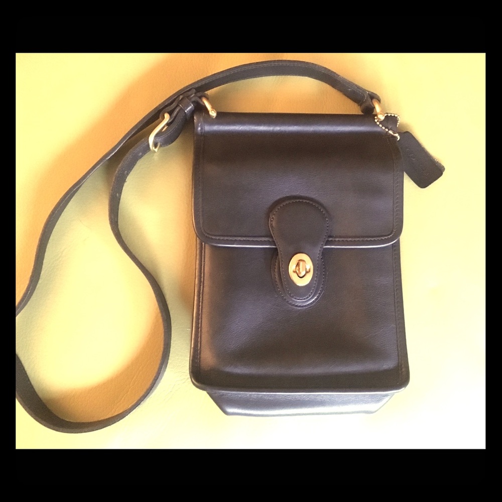 Vintage Coach Willis Crossbody