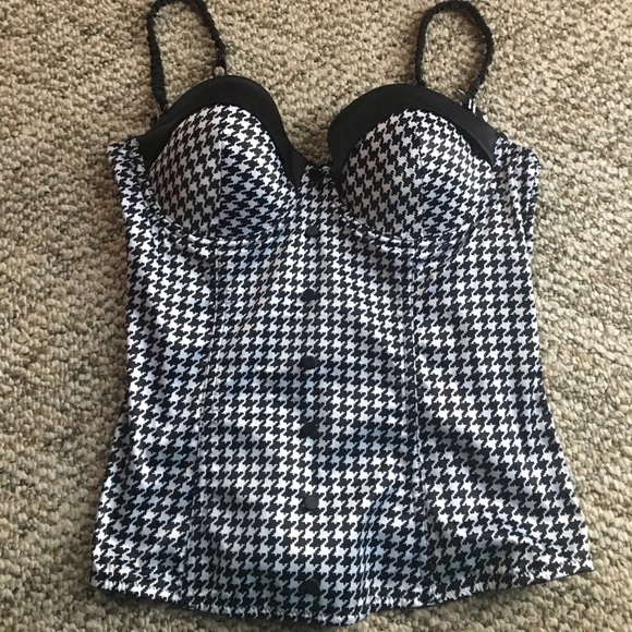 Jessica Simpson Other - FREE GIFT w/purch Jessica Simpson b&w bustier