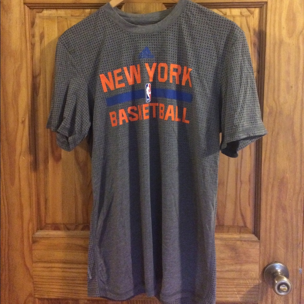 New York Knicks workout shirt