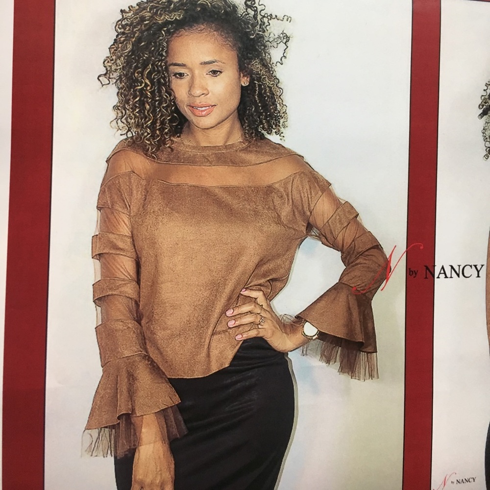 Coffee Top bell sleeve