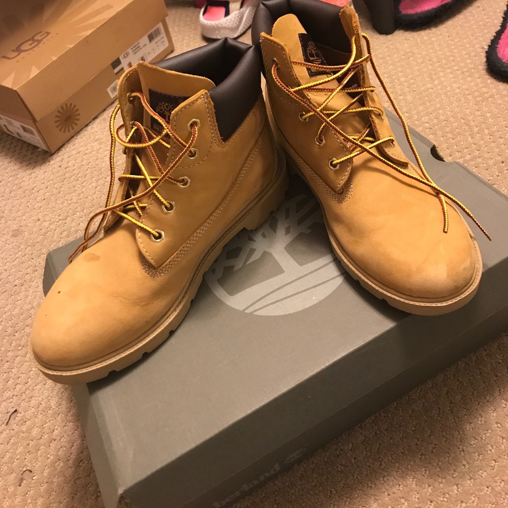 Timberlands - Picture 2 of 5