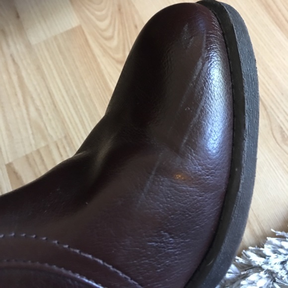 Mid-Calf Faux Leather Zip-Up Boots LikeNew - Picture 5 of 8