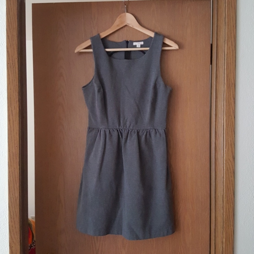 GAP Woman Dark Grey Dress with Side Pocket sz: S