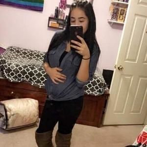 Meet your Posher, Isabel