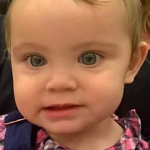 Meet your Posher, Carrie