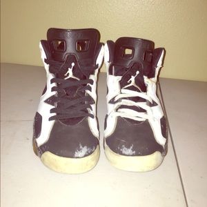 Oreo Jordan 6 beaters make offer