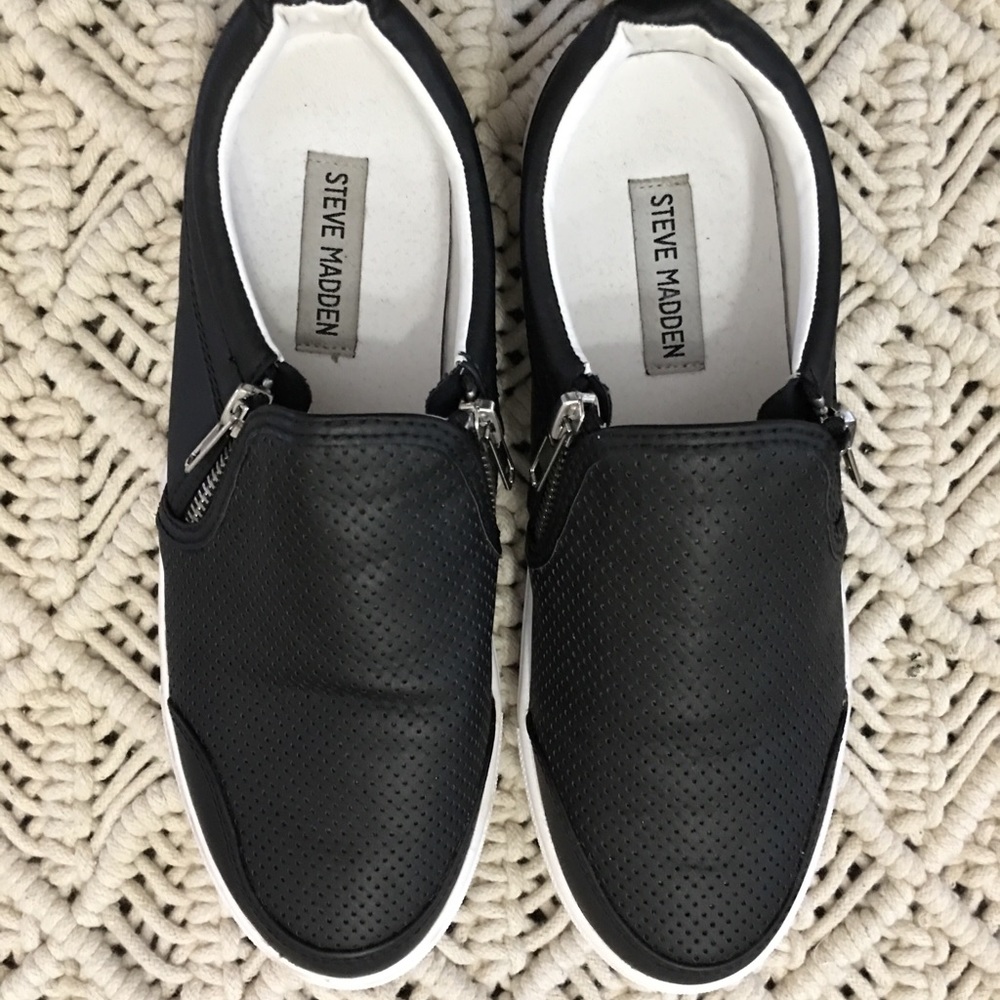 STEVE MADDEN ECENTRCQ