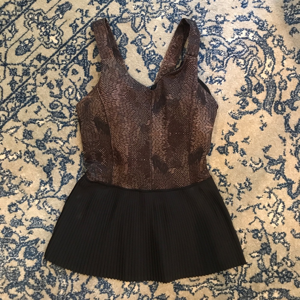 NWT LuLuLemon City Tank Size 8