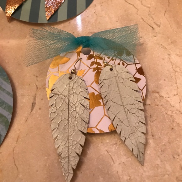 Leather Earrings - Picture 7 of 8