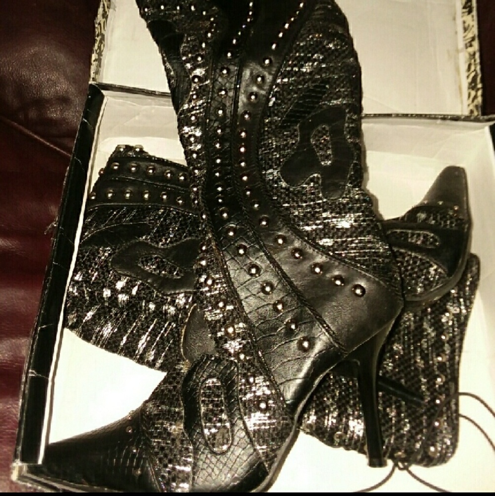 YES, LADIES SEXY THIGH HIGH BOOTS💖💖