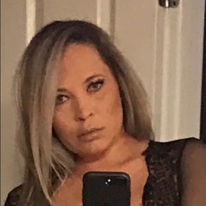 Meet your Posher, Sandra jean