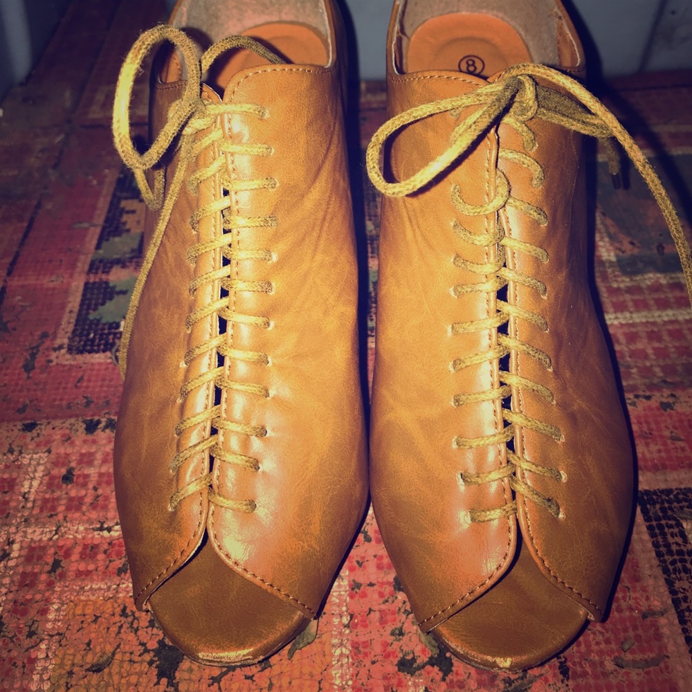 Women’s Shoes