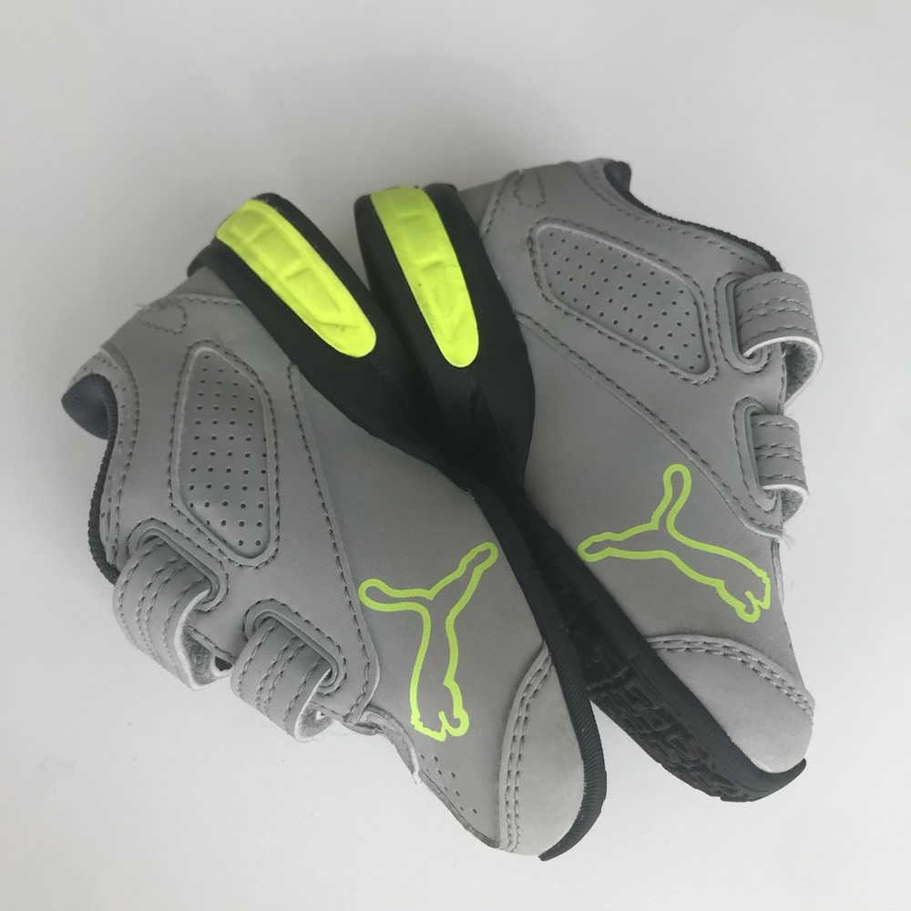 Like new puma shoes for babies/toddlers