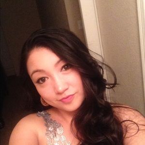 Meet your Posher, Kim