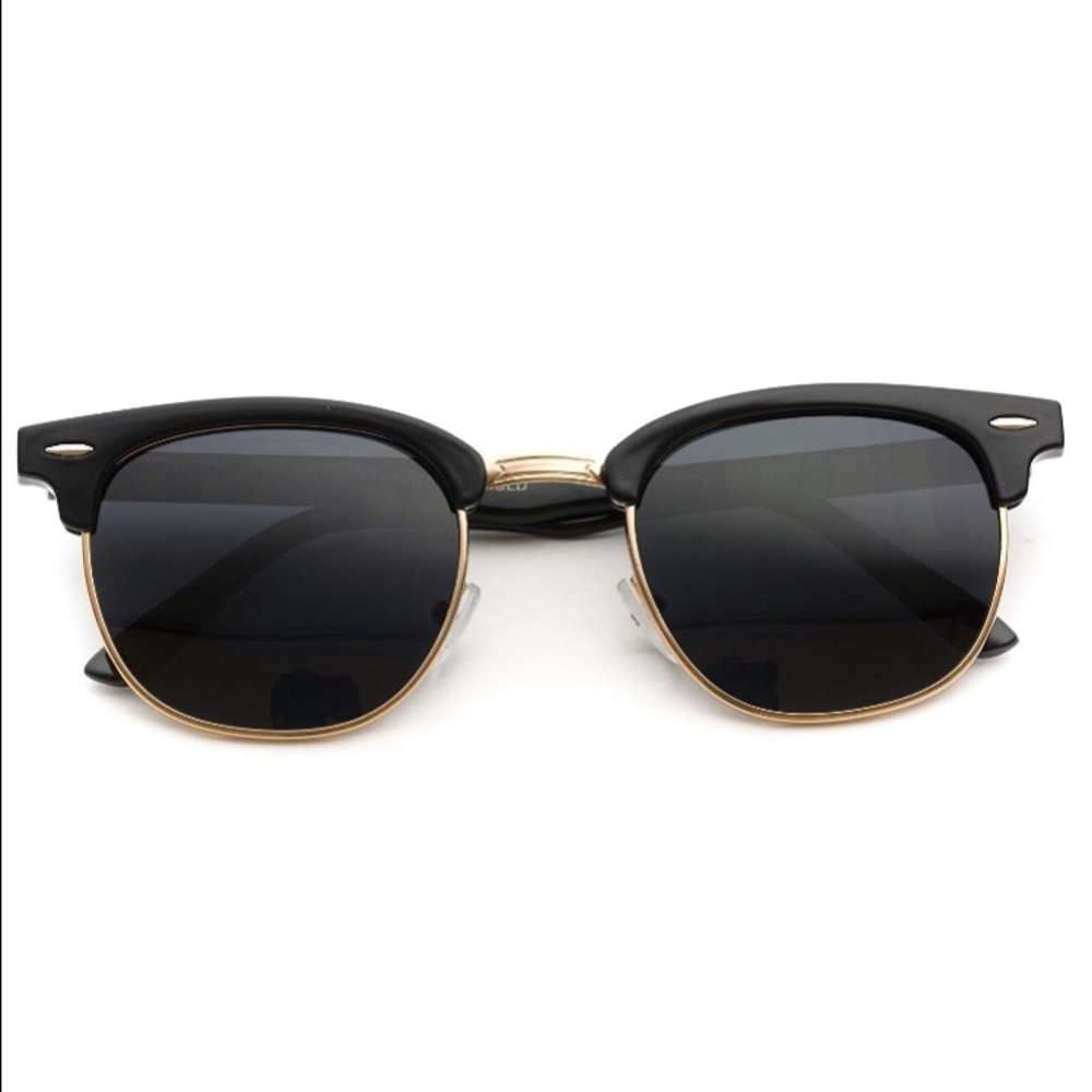 Polarized sunglasses