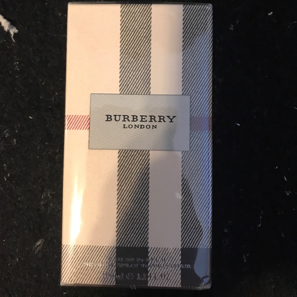 BURBERRY LONDON