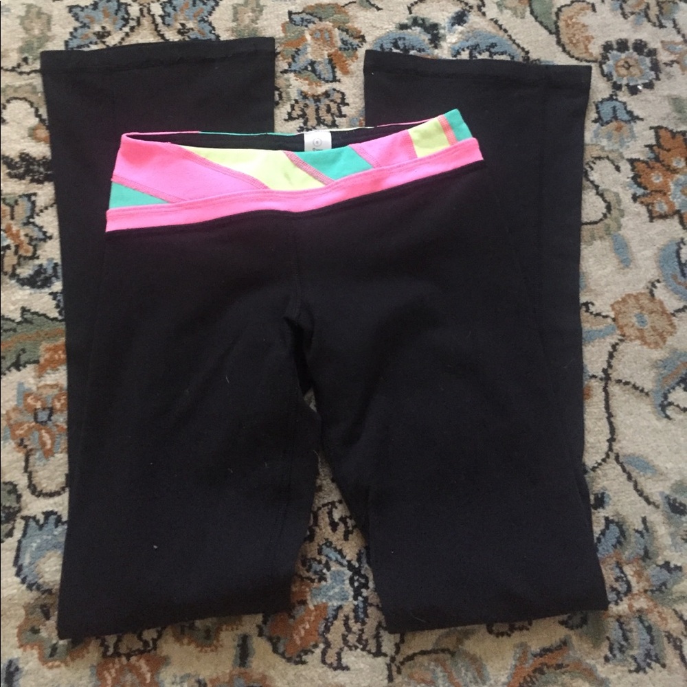 SOLD Ivivva Girls flare athletic pants