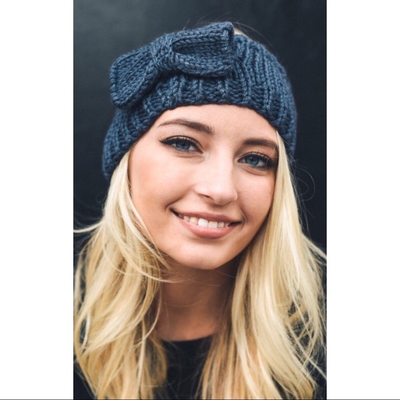 Couture Gypsy Accessories - 🔥CLEARANCE🔥 Dark Gray Bow Sweater Headband