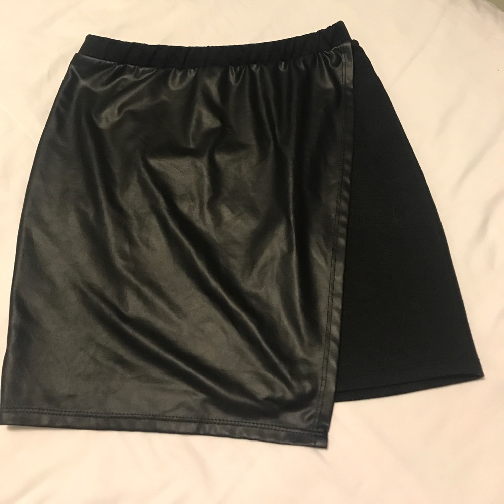 Black Skirt