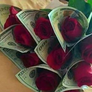 Meet your Posher, Lorraine