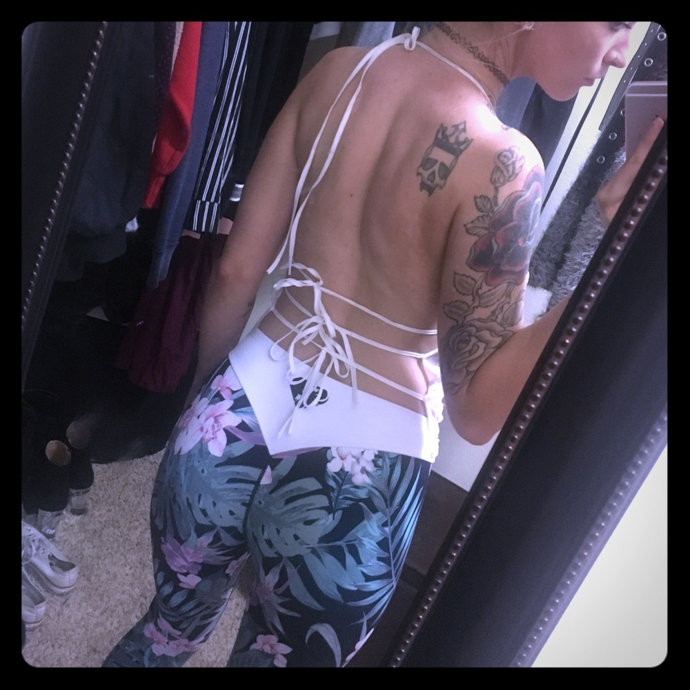 Sexy whit tank one of a kind!!!! Xs/S