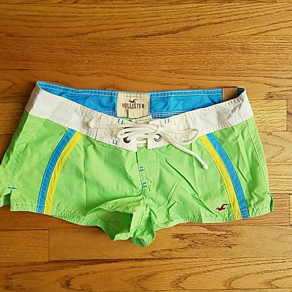 Bathing suit shorts