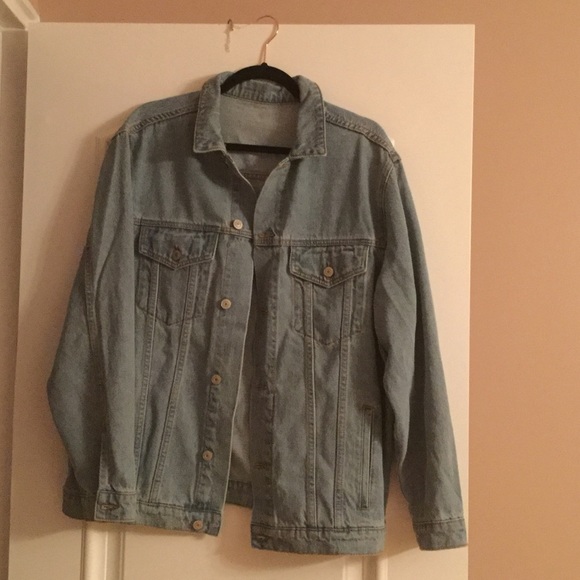 Women's oversized jean jacket