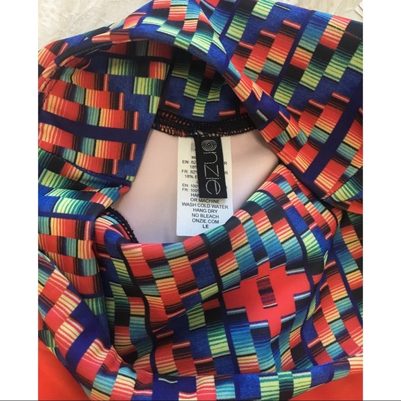 SALE✨Onzie Capri Leggings - Picture 6 of 7