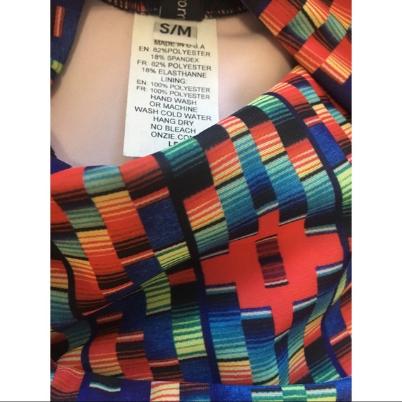 SALE✨Onzie Capri Leggings - Picture 7 of 7