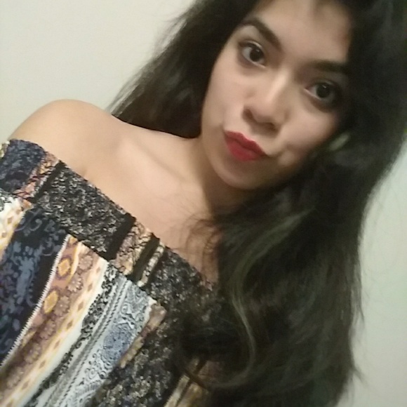 Off the shoulder, multi patterned top - Picture 3 of 5