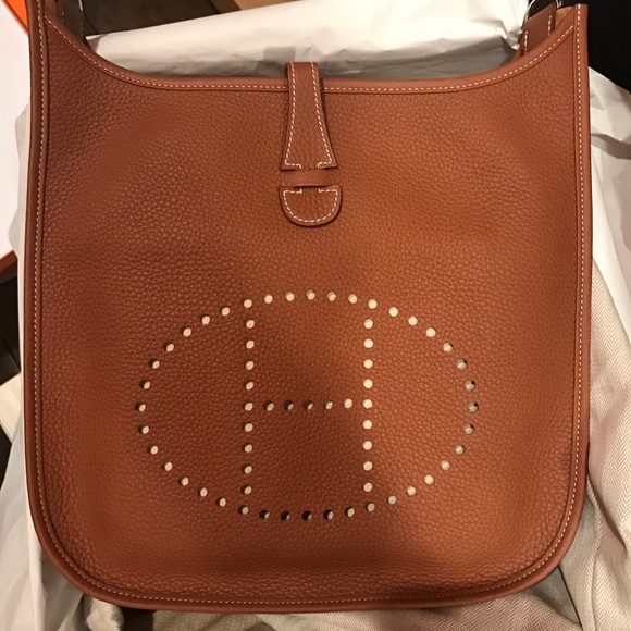 Hermes Handbags - 💢SOLD💢New Hermes Evelyn III PM in gold