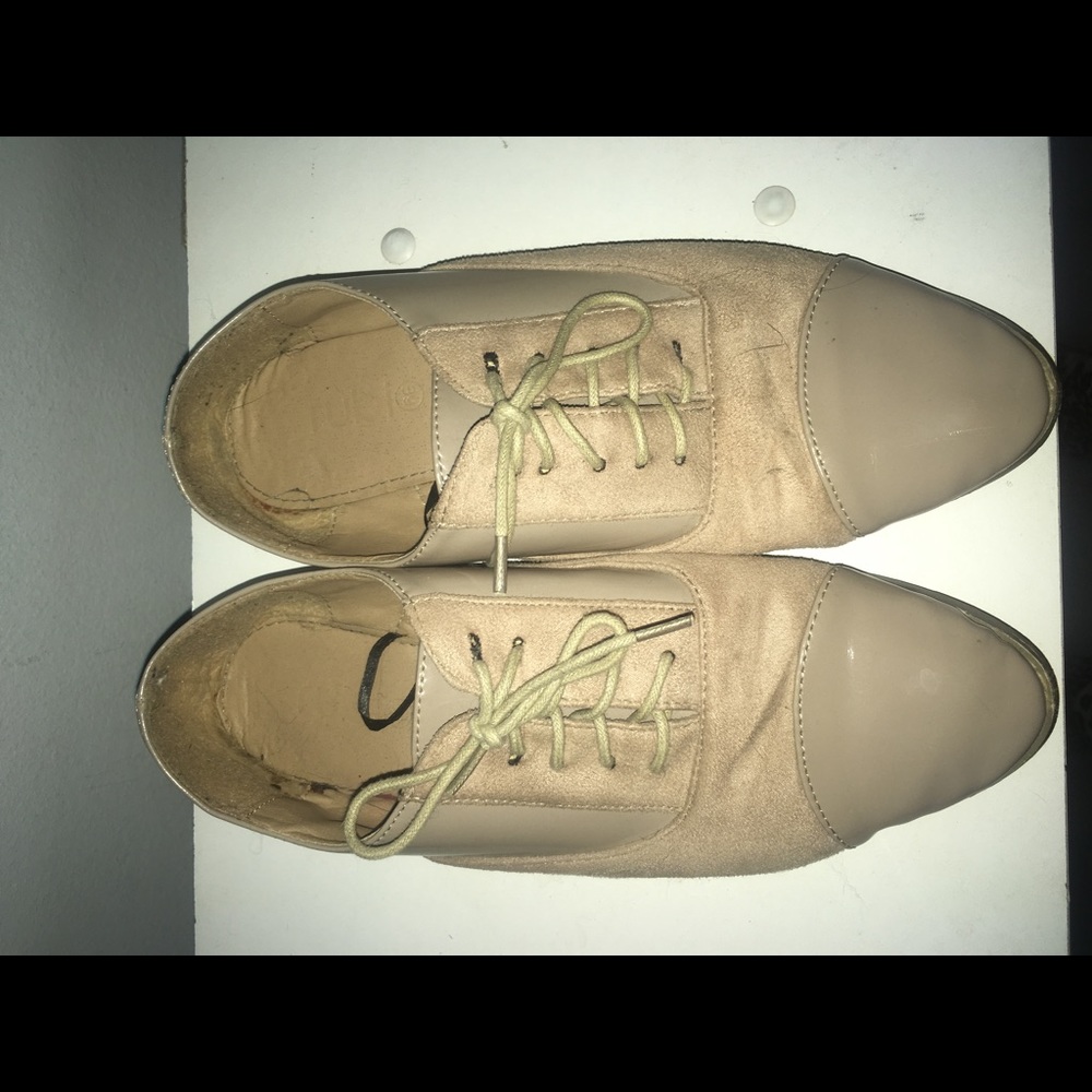 Unique oxfords