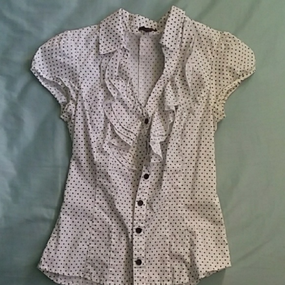 Dressy low cut button up top - Picture 3 of 3