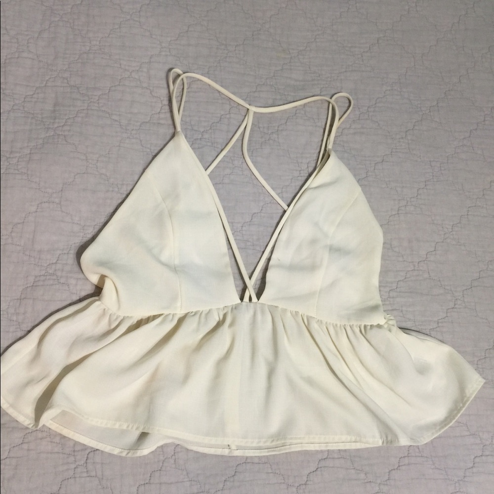 SILENCE + NOISE SEXY LOW V NECK TOP!