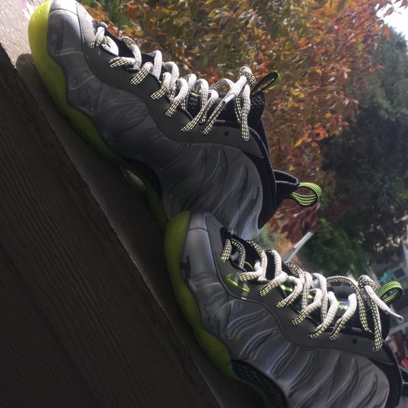 Limited edition 3M foam posits size 8.5