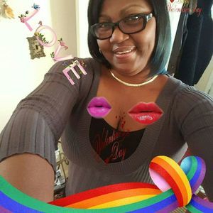 Meet your Posher, Desiree