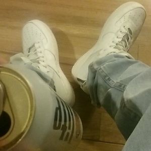 Meet your Posher, Logan