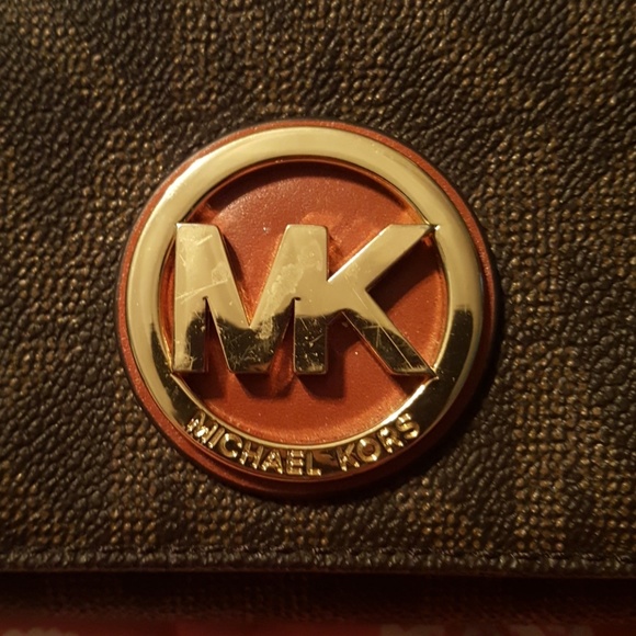 Michael Kors Wallet - Picture 3 of 7