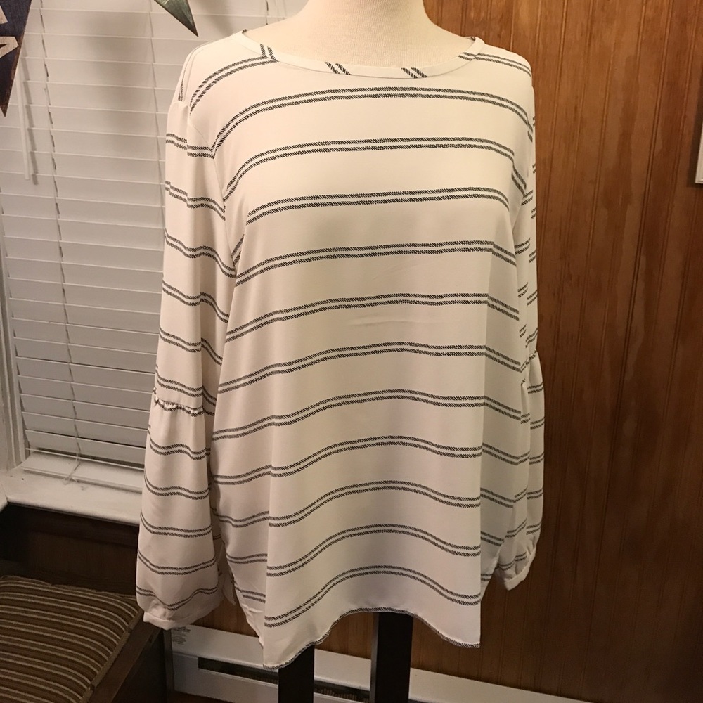 LOFT blouse