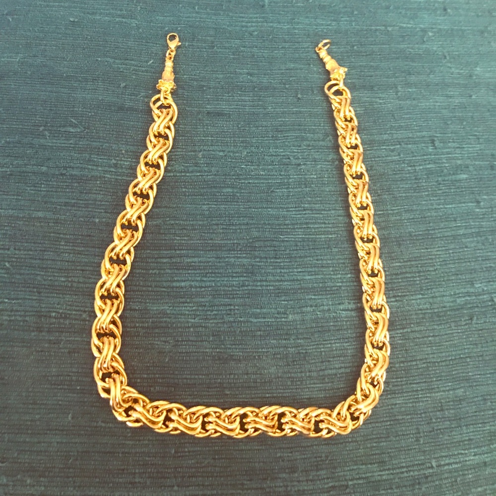 Gold colored choker necklace