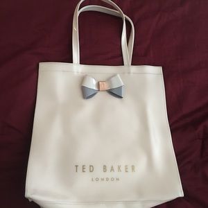 Amazing TED BAKER purse