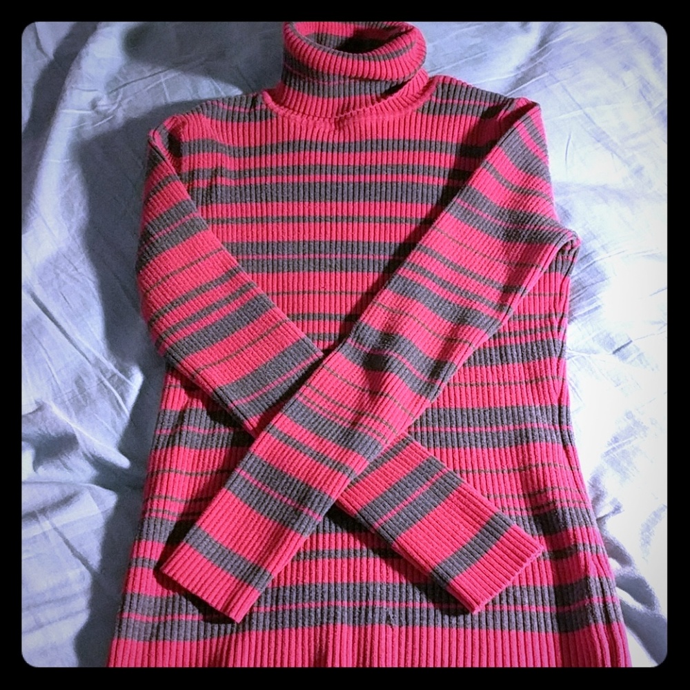 Ribbed, striped, turtleneck