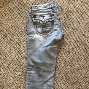 Rock Revival Capri’s