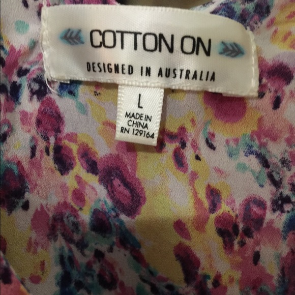 COTTON ON FLORAL SPAGHETTI STRAP FLOWY TOP - Picture 2 of 2