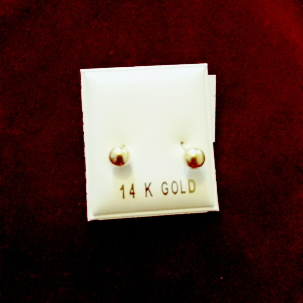 Earring - Picture 2 of 2