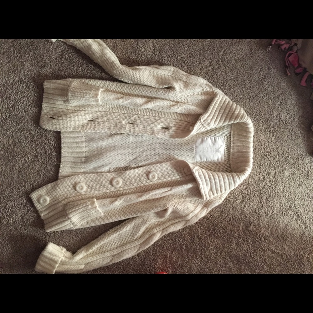 American eagle sweater