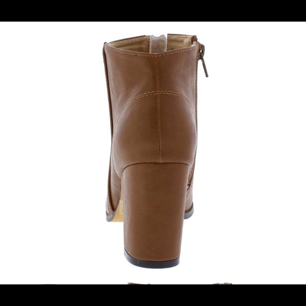 🆑CLOSING SALE!! Tan Almond Toe Ankle Boots - Picture 3 of 6