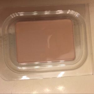 NARS Pressed Powder- Flesh (Refill Pan)