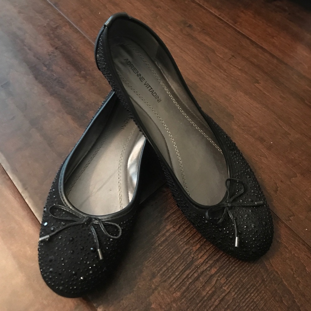 adrienne vittadini black flats